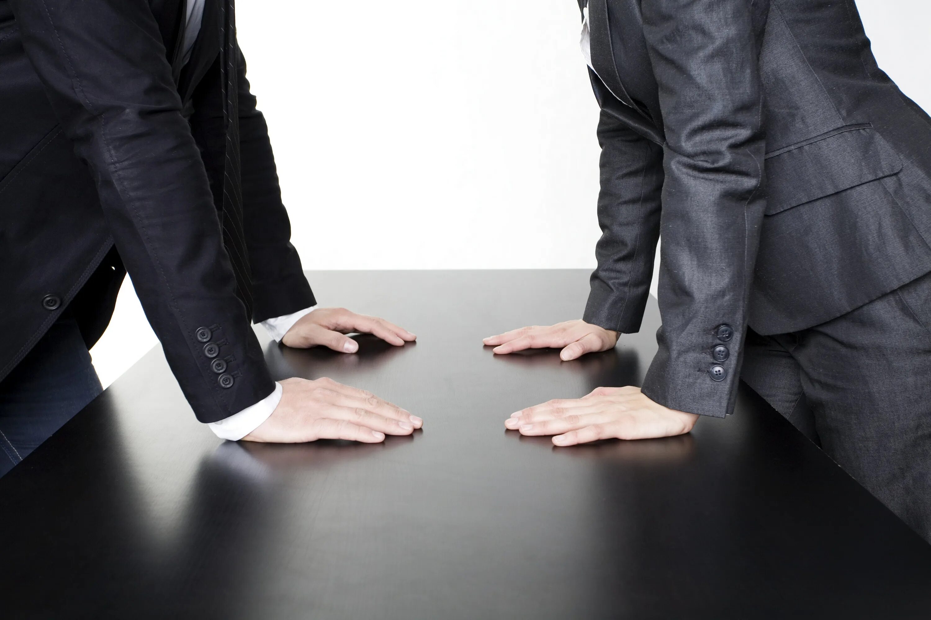 Can you open dispute. Inheritance disputes. два конкурента. business partner dispute. disagreement.