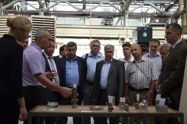 работа на механическом заводе. работа на механическом заводе. сотрудники завода. работа на механическом заводе. талнахский ремонтный завод.