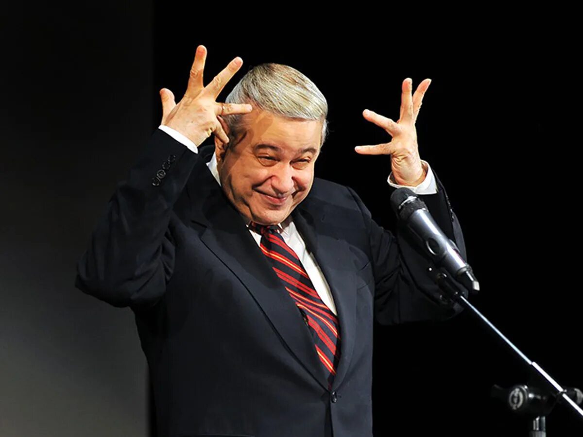 Петросян евгений монологи лучшие. Петросян евгений монологи лучшие. Петросян лучшее самое смешное слушать. Евгений петросян монологи лучшее. Евге́ний вага́нович петрося́н.