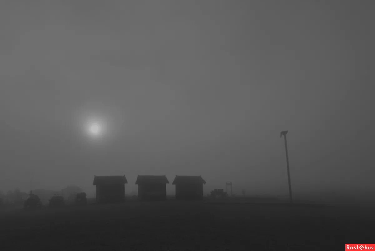 картина ветер. м ю лермонтов выхожу один я на дорогу. туман на тамани картинки. пустыня внемлет богу. пейзаж полупустыни.