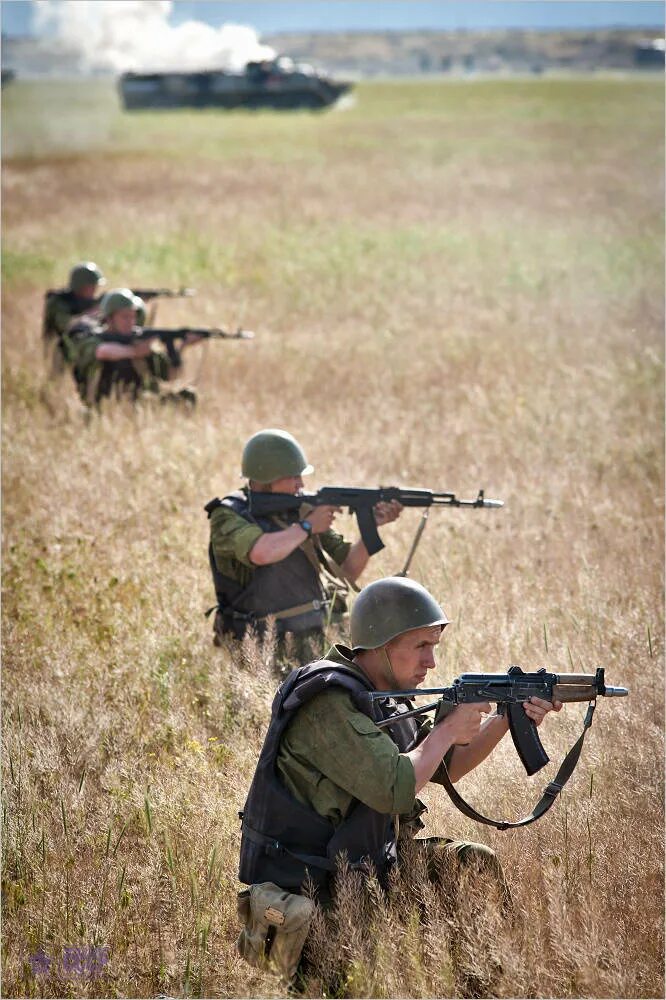 Пехотные войска. Армия рф пехота. Морская пехота вс рф. Пехота сухопутные войска. Пехотинец российской армии.