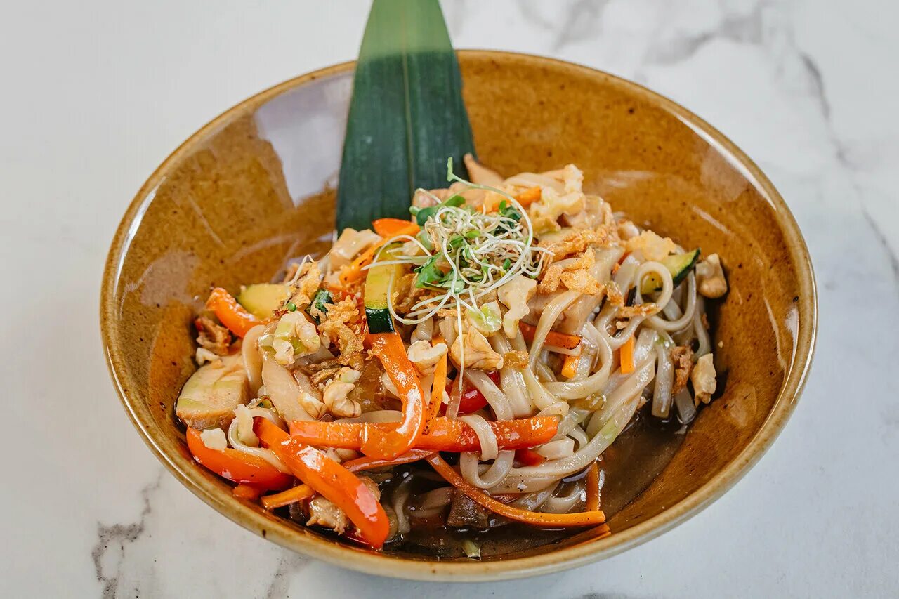 Лапшичка трехсвятская ул 14 меню. Фо бо с яйцом. Лапшичка трехсвятская ул 14 меню. Пармиджано кафе спб кристина селезнева. Комплексный обед алексин.