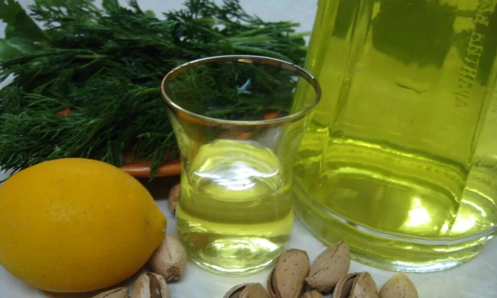 Лимонный ликёр limoncello. Настойка лимончелло. Лимоны для лимончелло. Лимончелло на самогоне. Лимоны для лимончелло.