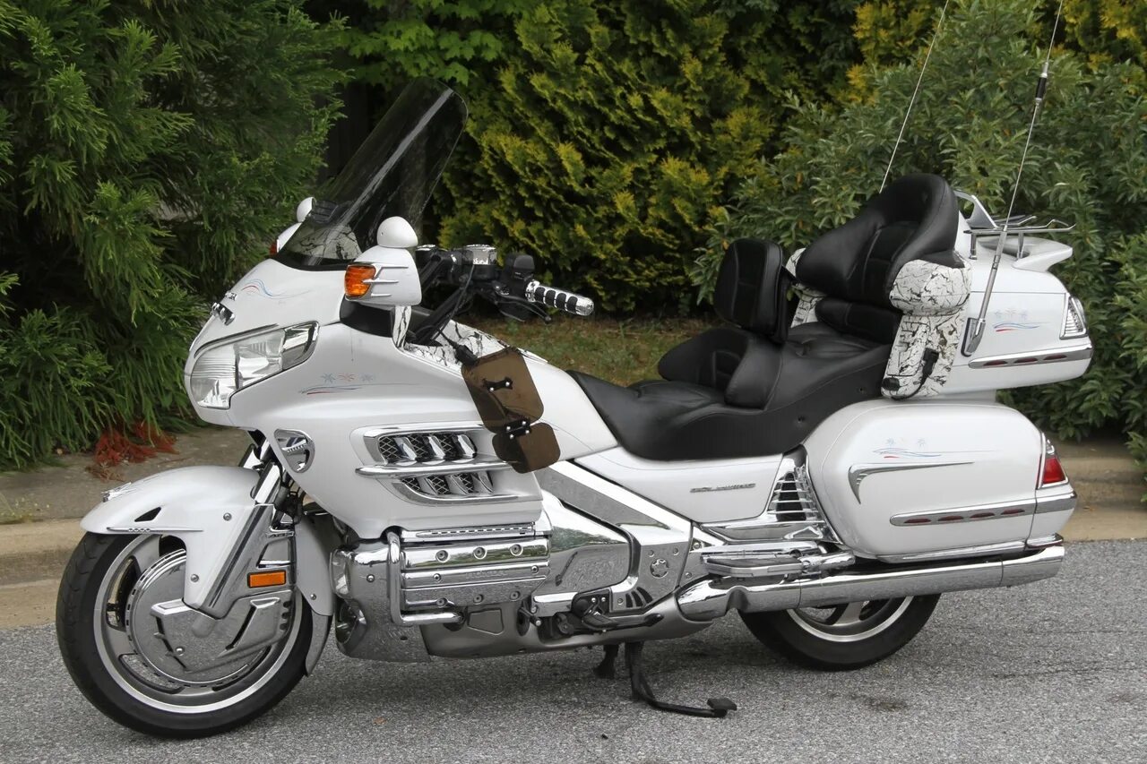 Хонда Голд Винг 1800. Honda Gold Wing 2008. Хонда Голд Винг 2008. Honda Gold Wing 1800. Мотоцикл honda wing