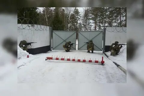 Снял в военном городке