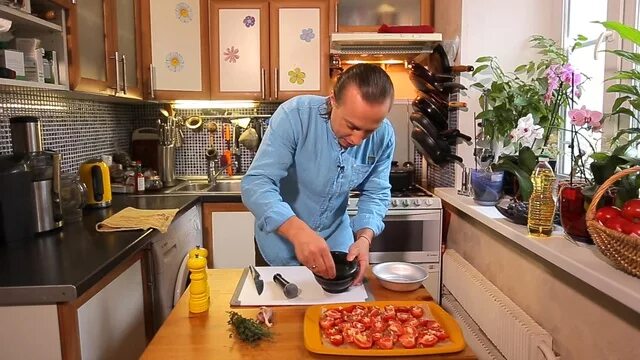 Шеф емельяненко готовим поваром. Василий емельяненко. василий емельяненко ресторан. василий емельяненко шеф-повар дети. видео шеф повар василий емельяненко.