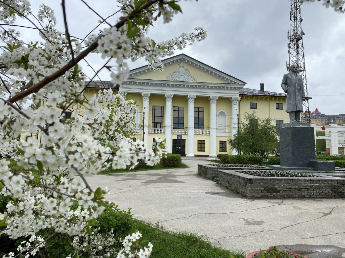 Бор достопримечательности. Город бор нижегородской области. бор нижегородская область центр. нижний новгород город бор. парк имени ленина города бор.