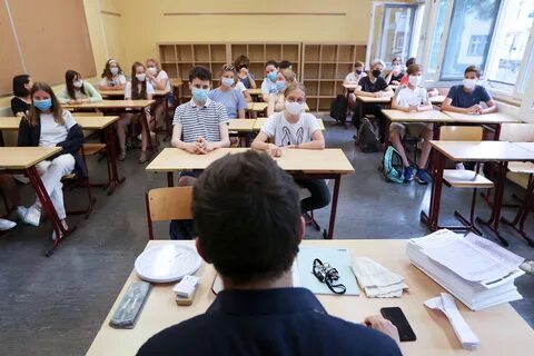 Учебный год перенесли
