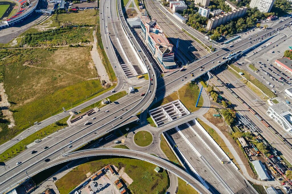 Moscow roads. Съезд с Ярославского шоссе на свх. Северо Восточная хорда шоссе Энтузиастов съезд. Северо Восточная хорда Щелковское шоссе. Развязка свх и Щелковского шоссе.