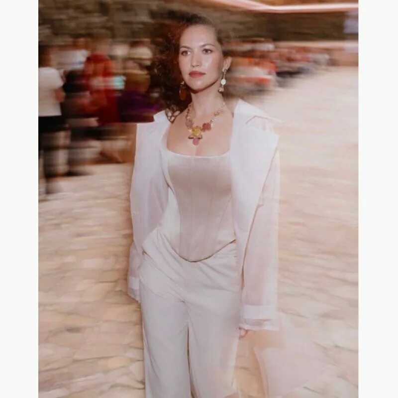 Дивине одежда. Divine толстовка мужская. Футболка divine мужская белая. Divine одежда мужская. Футболка divine мужская белая.