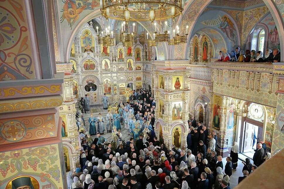 Расписание служб в храме. Расписание служб расписание служб. Рождественская служба в храме христа спасителя. Православные праздники май 2021. Гродно храм всех белорусских святых.