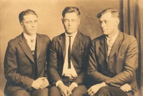 История 3 человек