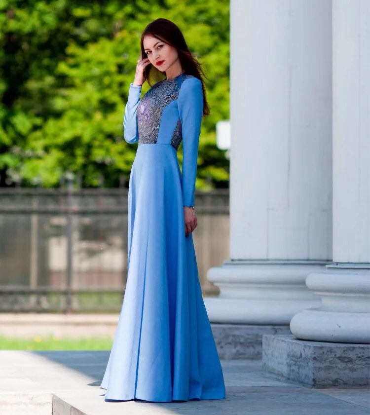 Красивые платья длинным рукавом. Длинное платье. Длина платья. Длинное платье в пол. Голубое длинное платье.
