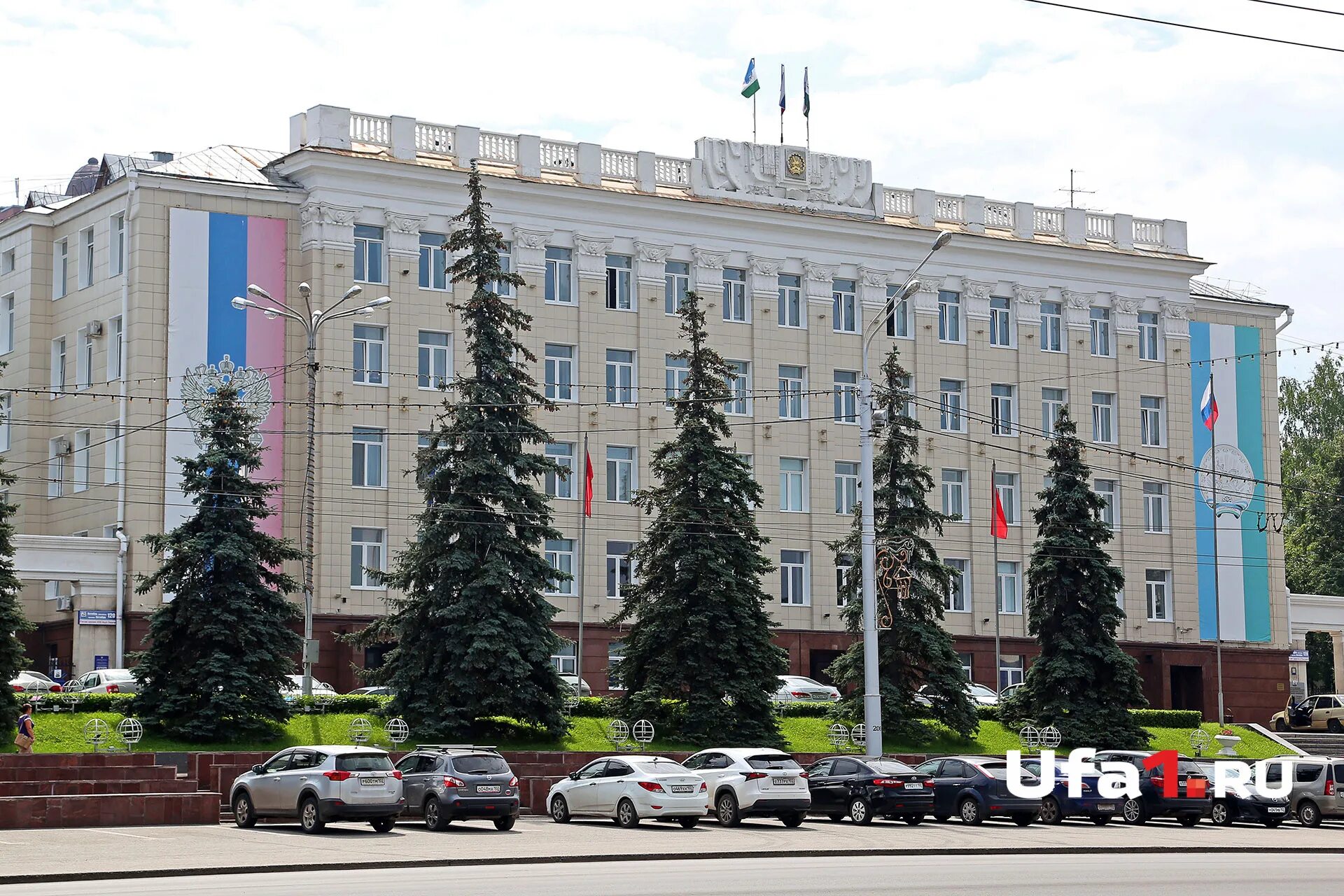 Городской сайт уфа. Администрация горсовет Уфа. Мэрия города Уфы. Мэрия Октябрьский Башкортостан. Здание горсовета Уфа.