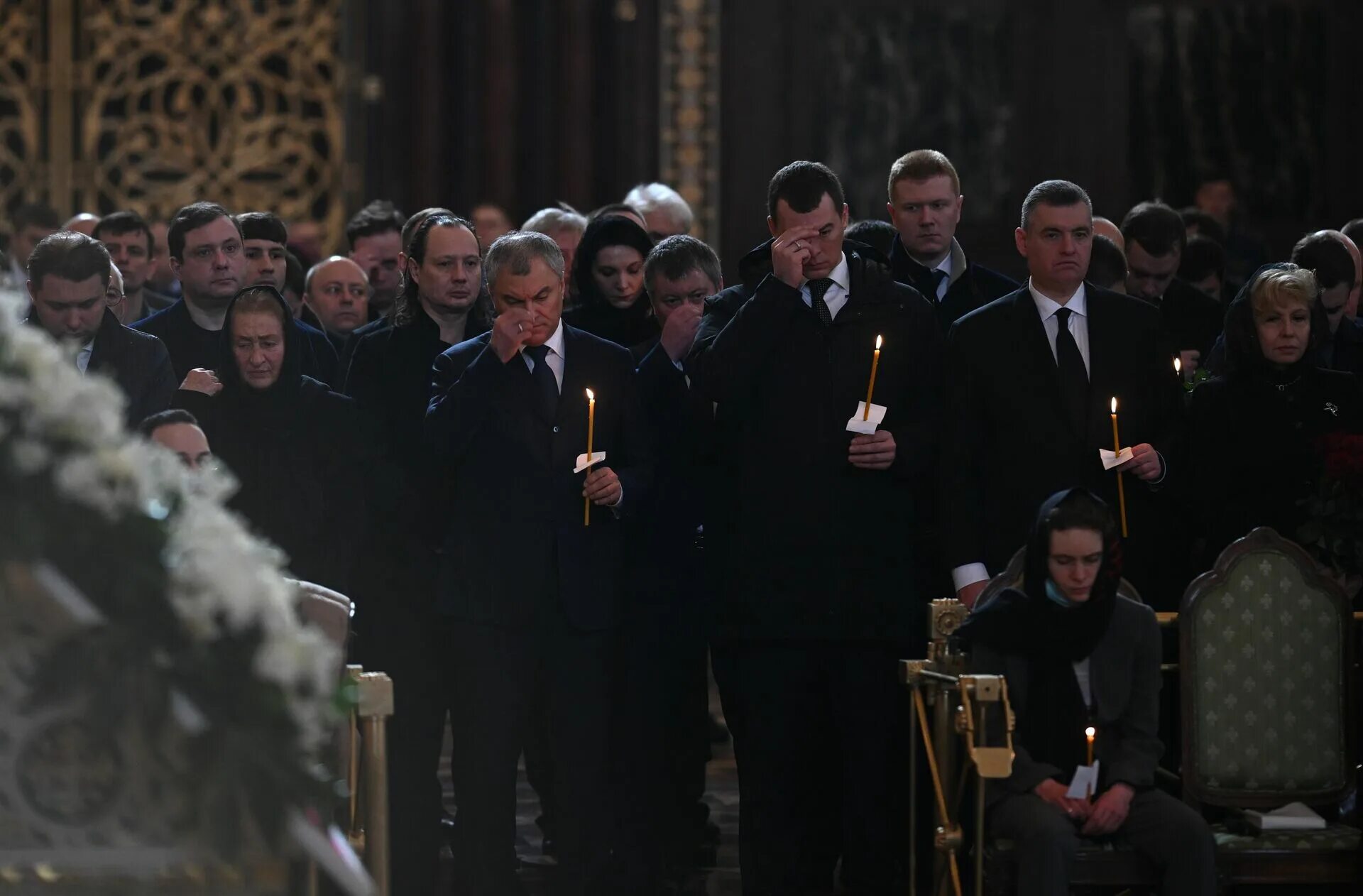 Прощание с Владимиром Жириновским. В Москве простились с Владимиром Жириновским. Жириновского отпевали в храме Христа Спасителя.