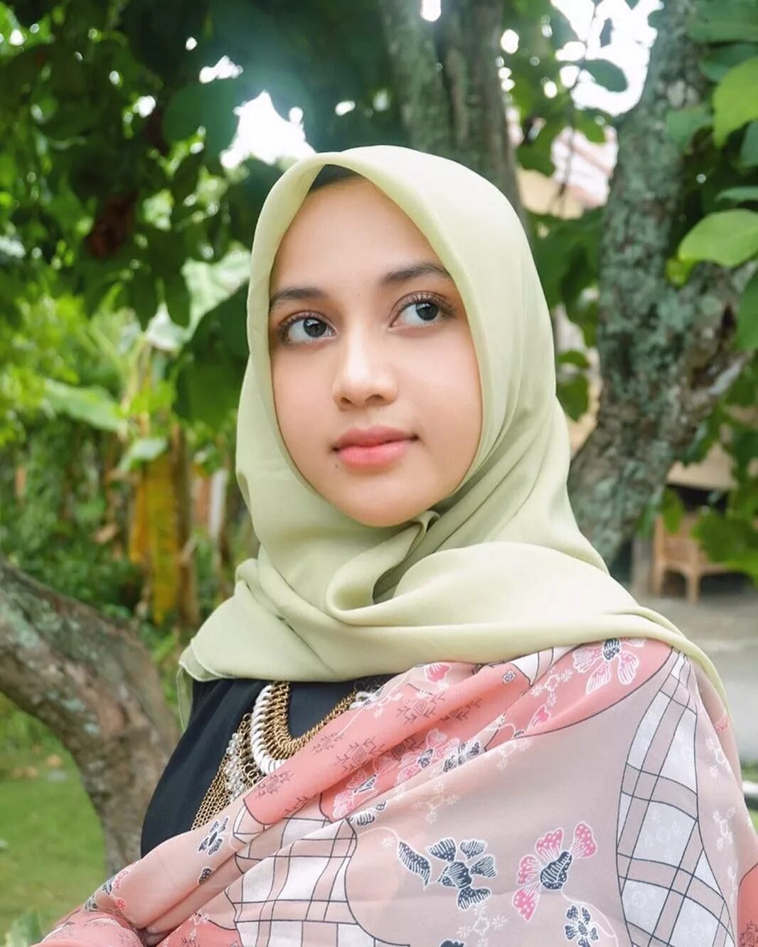 Niksindian hidjab. Abg sma 2020. Индонезия хиджаб. Индонезия hidjab. Cantik.