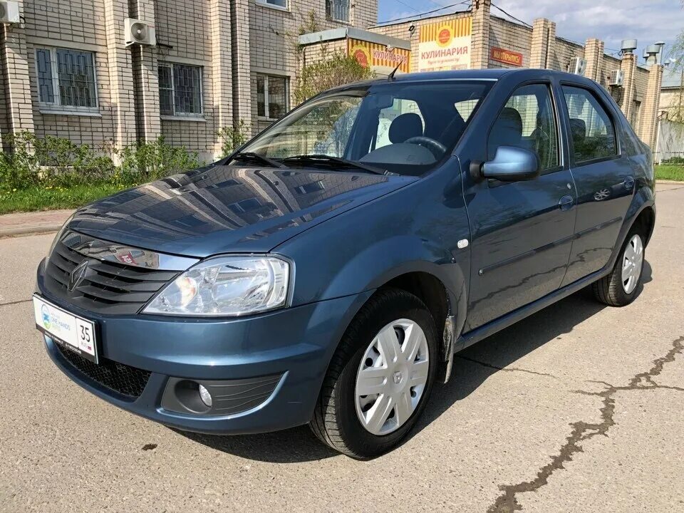 Рено логан 1 черный. 6. 6. 6 84 л. Голубой рено логан 1.
