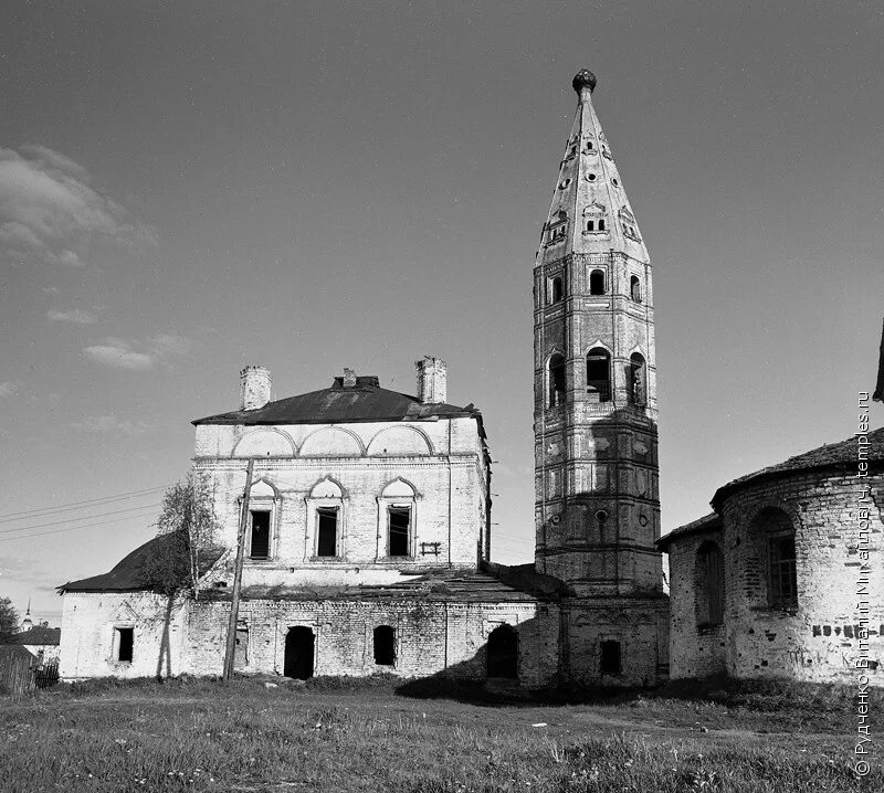 свято предтеченский иаково железноборовский монастырь. борок костромская область буйский район. буй железноборовский монастырь. борок костромская область буйский район. борок монастырь буйский район костромская область.