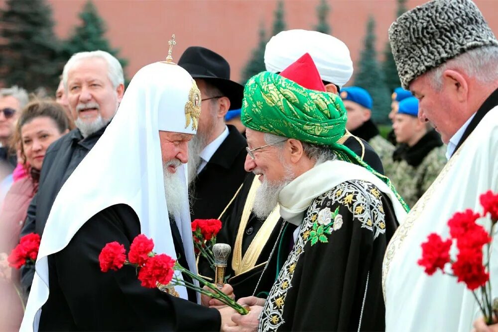 Представители разных конфессий. Представители разных религиозных конфессий. Священники разных конфессий. Другие православные конфессии