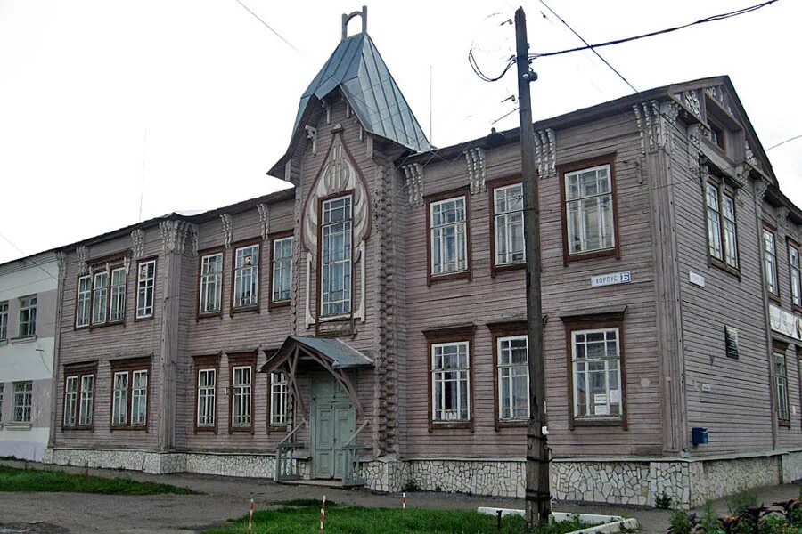 Алатырь банки. Краеведческий музей г.алатырь. алатырь городское училище. дом купца лебедева алатырь. россия, чувашская республика, алатырь, симбирская улица.