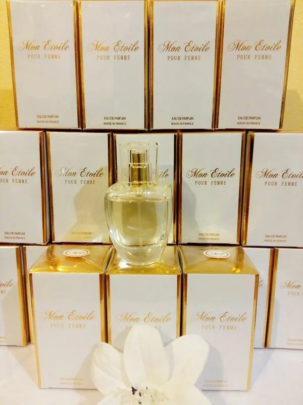Духи мон этуаль интернешнл. Парфюм мон этуаль. Французские духи мон этуаль. Мон этуаль 22. Парфюм мон этуаль.