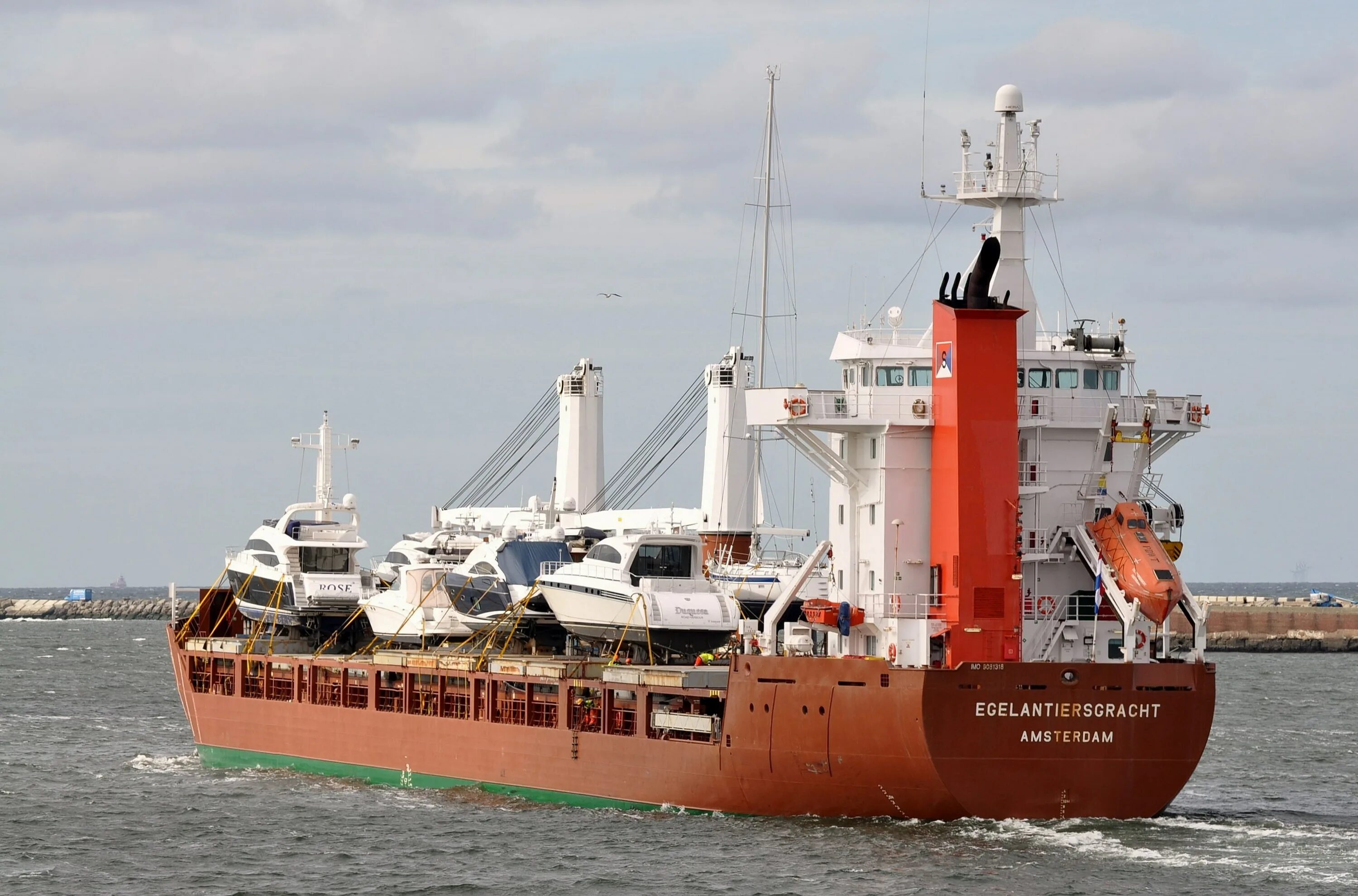 Cargo vessel