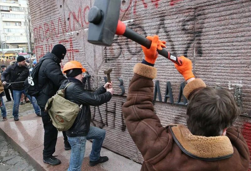 Хулиганство экстремизм. Хулиганство и вандализм. Вандалы фото. Вандалы современные. Вандализм вандалы.