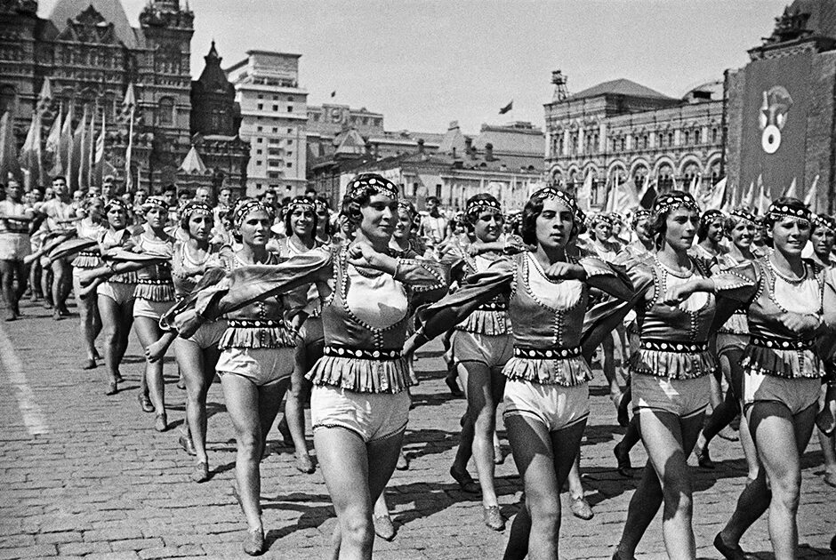 30 е июня. Всесоюзный парад физкультурников на красной площади 1937 год. Парад физкультурников на красной площади. Парад физкультурников 1939. Парад физкультурников на красной площади 1945.