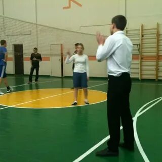 Лицей 90 директор