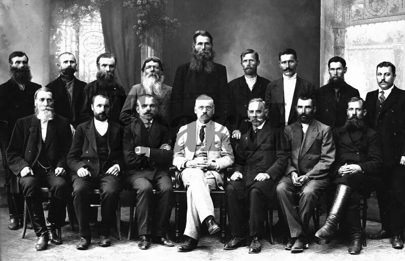 Семья купцов мальцовы 1900. Купцы фомины лаишево. Иваново-вознесенск. Фабриканты купцы. Мануфактура 19 века иваново.
