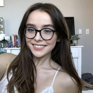 Reddit girlswithglasses