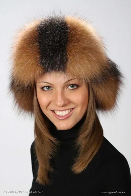 песцовая шапка кубанка 2020. шапки из меха лисы женские. меховая шапка женская. меховая шапка женская. шапка меховая женская зимняя.