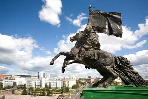 Какие памятники находятся в улан удэ