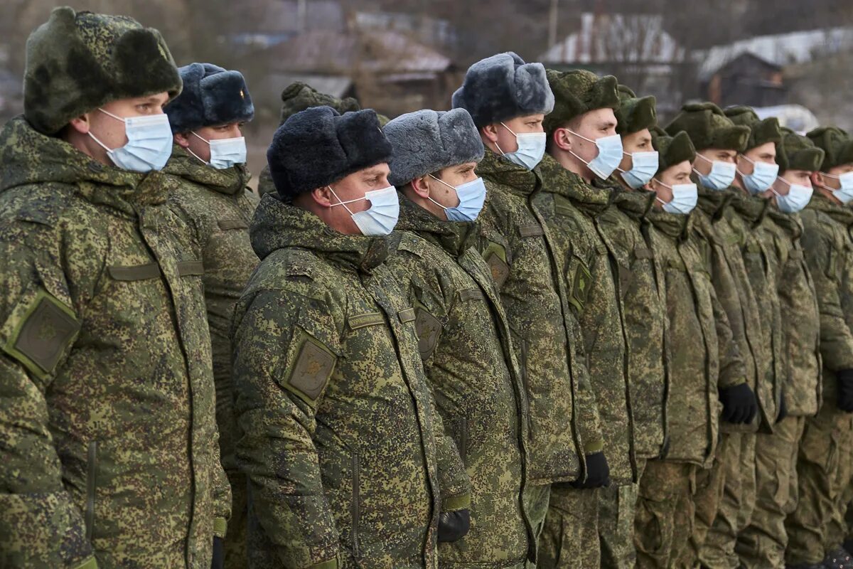 Военное построение. Построение в армии. Военный в строю. Солдаты в строю.