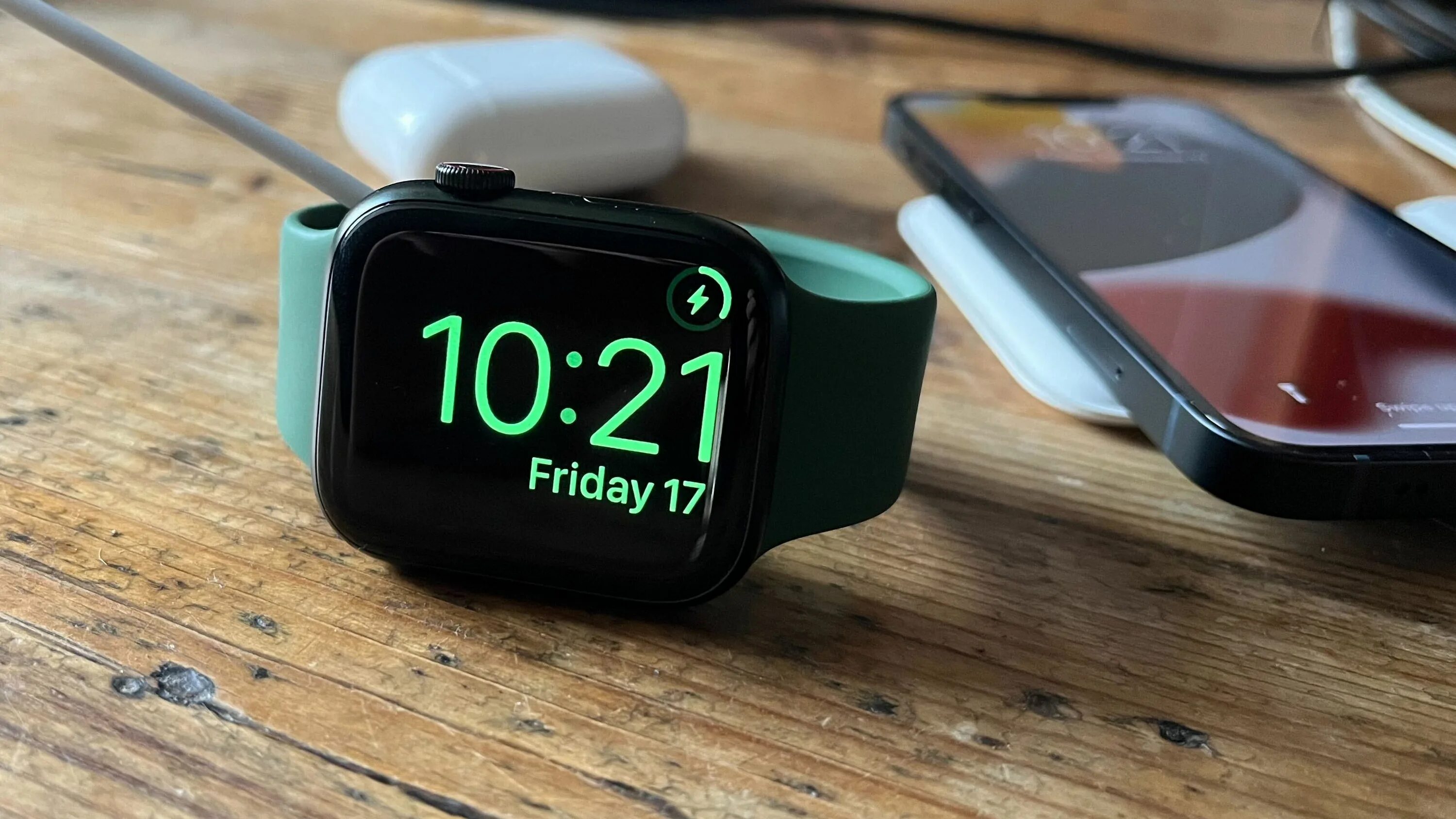 Зарядка эпл вотч 7. Apple watch 7 зарядка. Зарядки для эпл вотч диаметр. Зарядка для Эппл вотч x22.