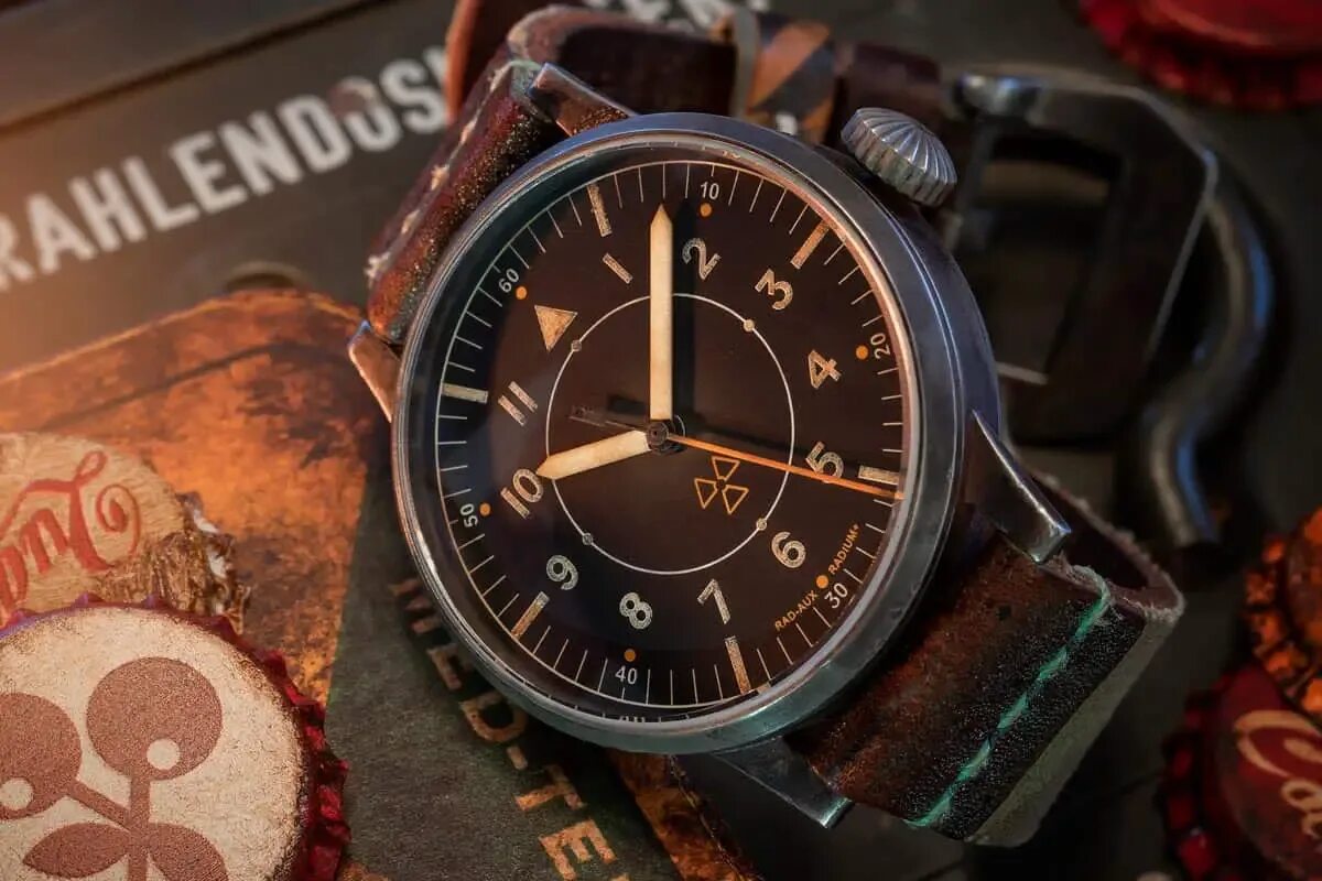 Часы fallout. Часы фоллаут. наручные часы fallout 4. часы laco винтаж. fallout watch limited edition.
