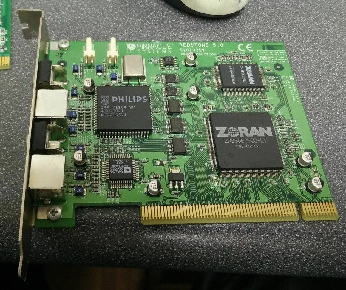Плата pci для компьютера. Pinnacle плата видеозахвата. pinnacle dc 10 плата видеозахвата pci. pinnacle studio 500-pci. пинакл плата компьютер.