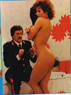 Кармен Руссо (Я) nude pics.