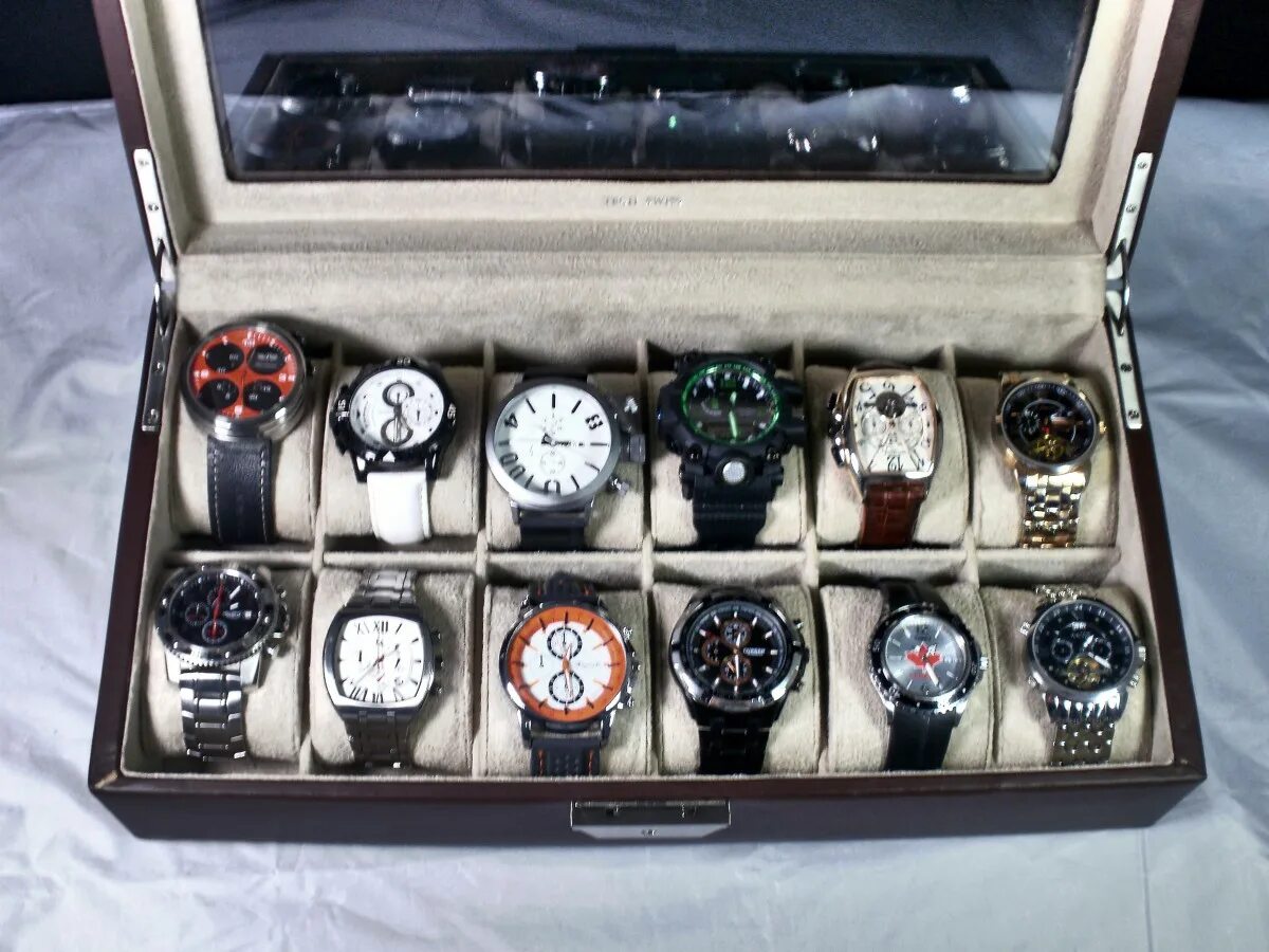 Часы FOXBOX наручные. Тревел кейс для часов. Ice Box часы коллекция. Swiss watch коробка.