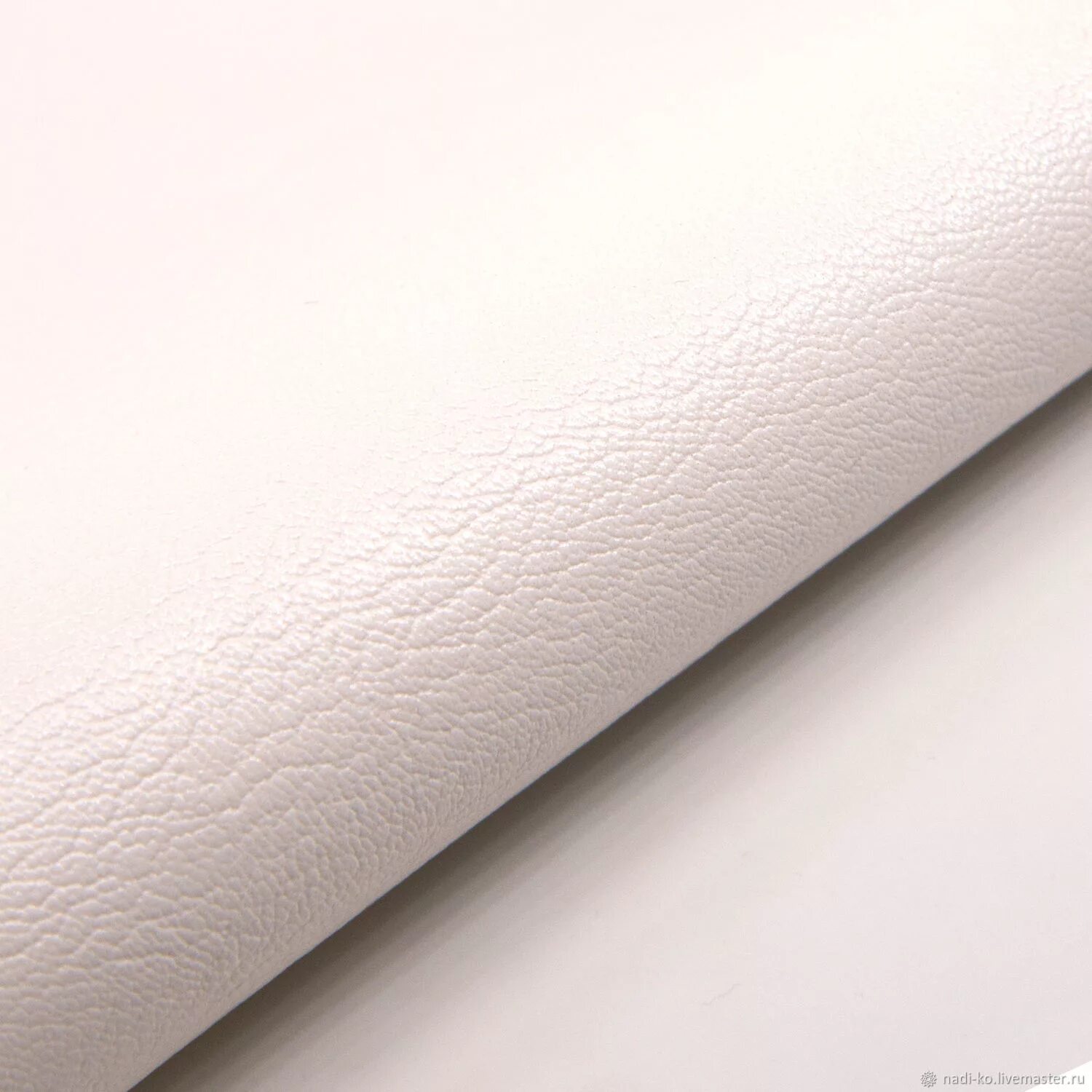 Ara b19 white leather. Кожа Вайт 8818 к2. Искусственная кожа белая. Кожзам белый. Белый дермантин.