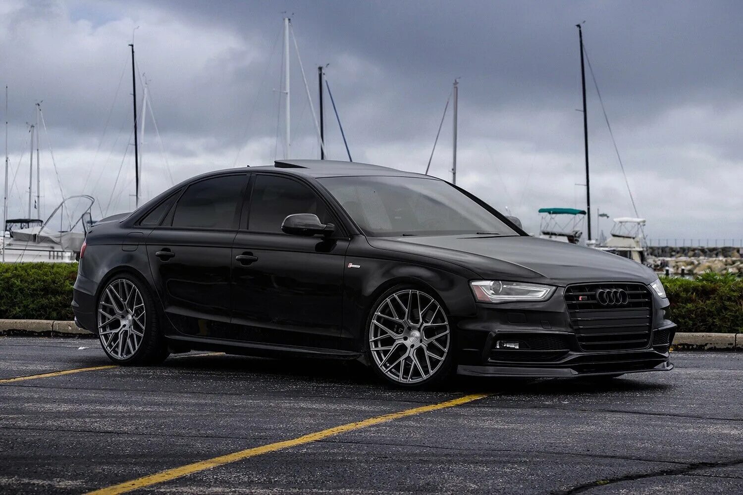 Б 8 4б. Audi s4 b8 Рестайлинг. Audi s4 b8 Black. Audi a4 b8.5. Audi a4 b8 черная.