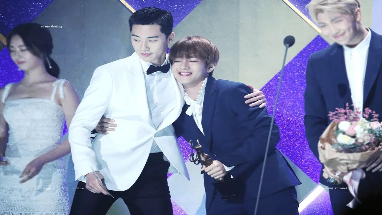 191227 #BTS @ KBS Gayo Daechukje #SUGA #TAEHYUNG in 2019 Min yoongi bts, Bts sug