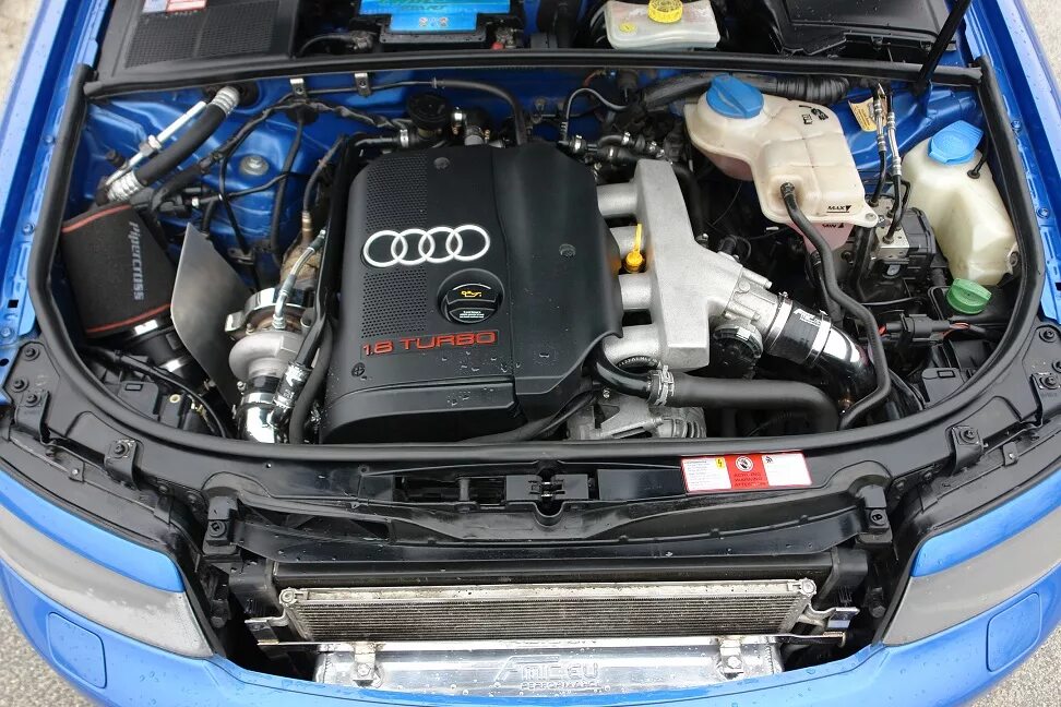 B4 2 b6 200. Audi a4 b6 двигатель. Audi a4 b6 подкапотка. Audi a4 b5 1.8 подкапотка. Audi a4 b6 1.8t подкапотка.
