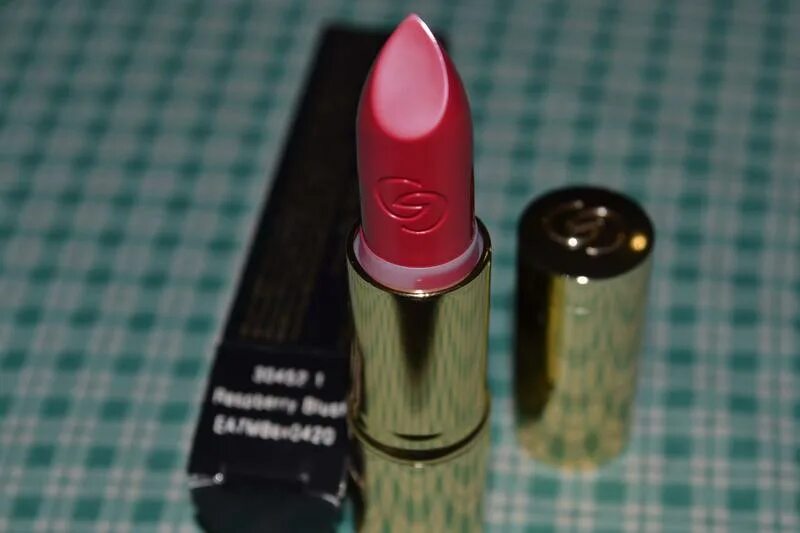 Матовая губная помада giordani gold. Антивозрастная губная помада giordani gold mastercreation spf 20 орифлейм. Помада джордани орифлейм. Помада орифлейм giordani gold. Помада джордани.