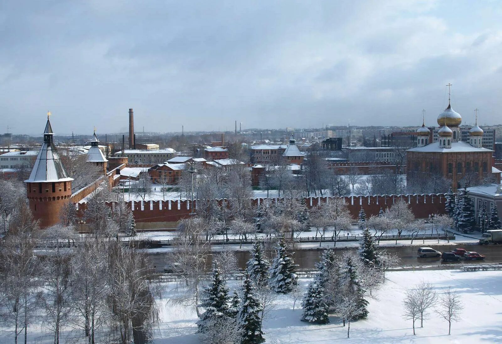 Климат города тула. Тула Кремль. Тула (город). Тульский Кремль зима. Тула панорама.