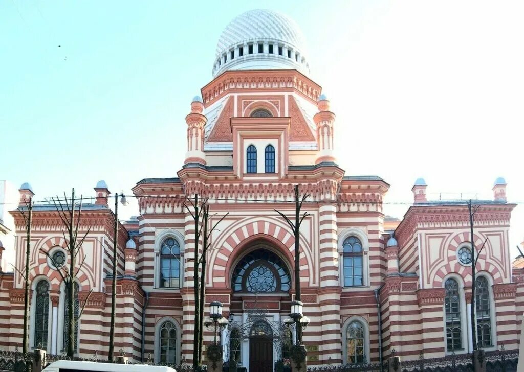 большая хоральная синагога. иудейский храм в санкт-петербурге. иудейская синагога в санкт-петербурге. иудейский храм спб. московская хоральная синагога внутри.