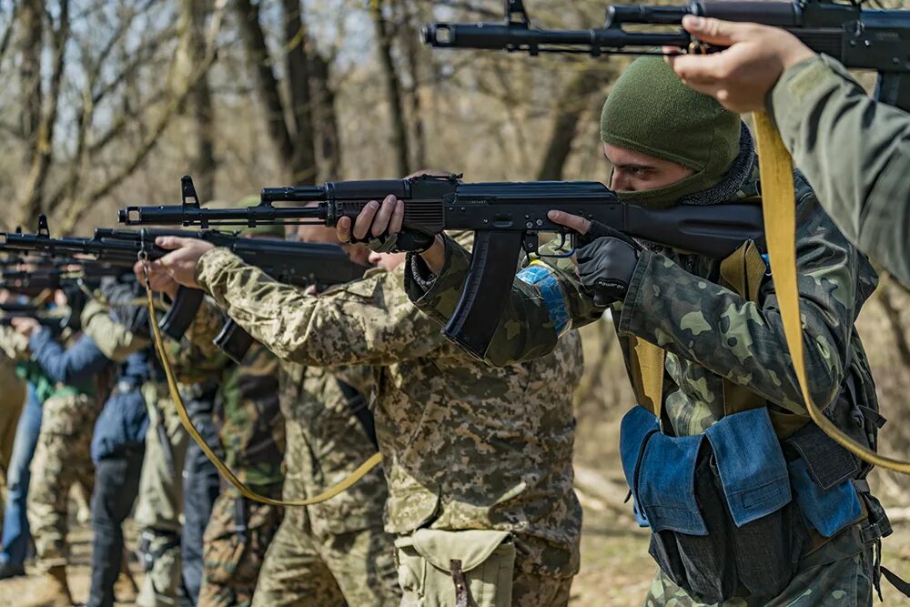 Готовность нато к войне. Русский военный солдат на Украине. Военная операция. Русские солдаты в боевой готовности. Поддержка российских солдат.