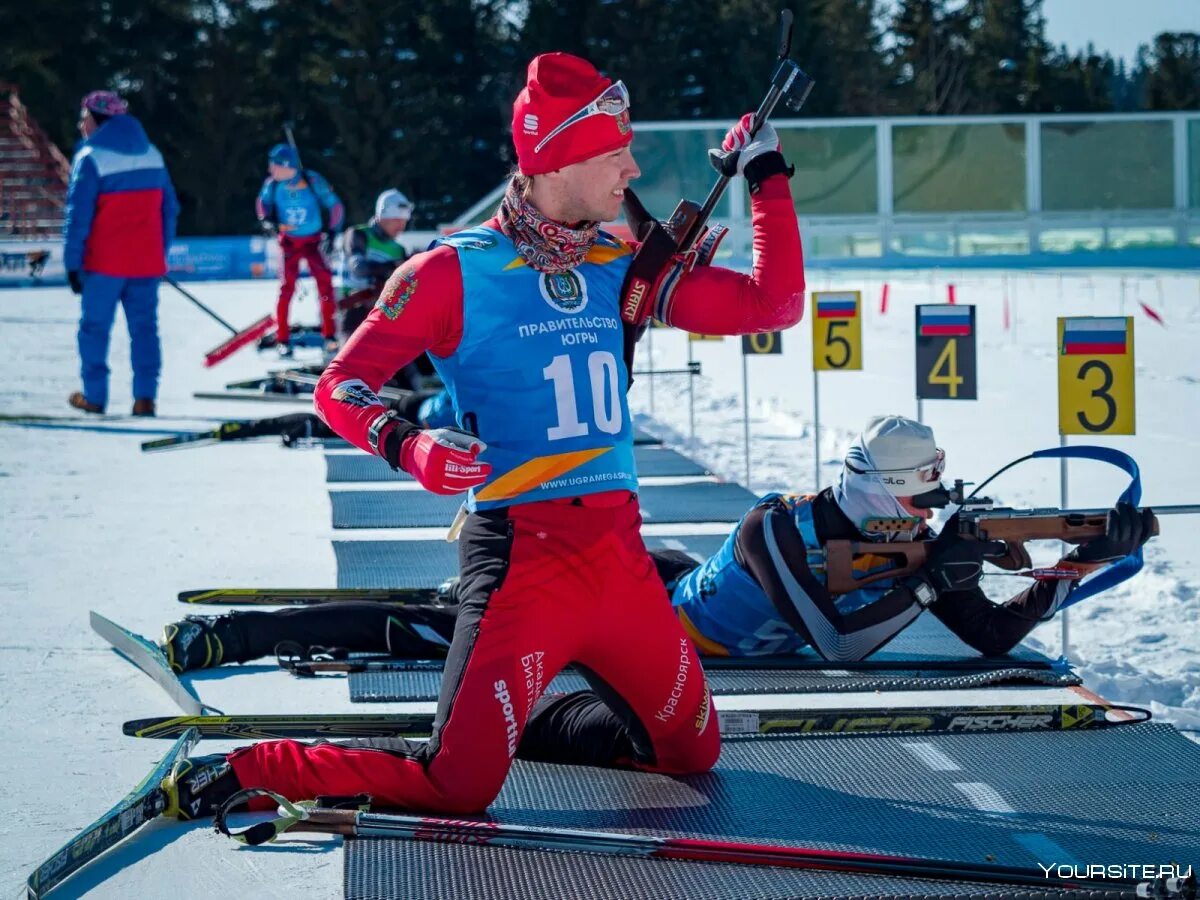 Биатлон в ханты-мансийске 2022. Хмао биатлон югорчане. Чемпионат мира по биатлону в ханты мансийске. Ханты-мансийск биатлонный стадион. Биатлон ханты.