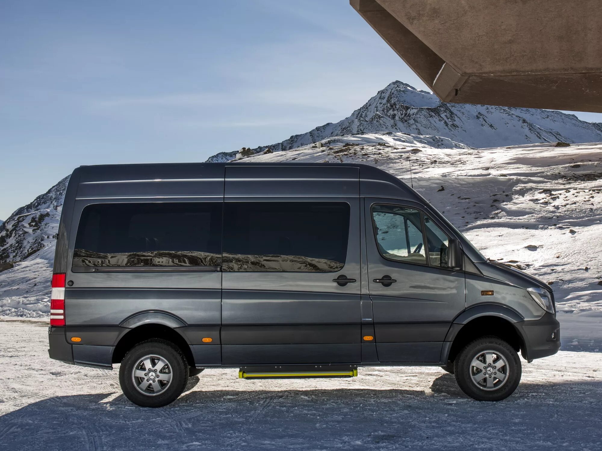 Купить микроавтобус 9. Mercedes Benz Sprinter 2020 микроавтобус. /Mercedes-Benz/Sprinter/w906/mikroavtobus. Мерседес Бенц Спринтер 2013. Mercedes-Benz Sprinter 2013.