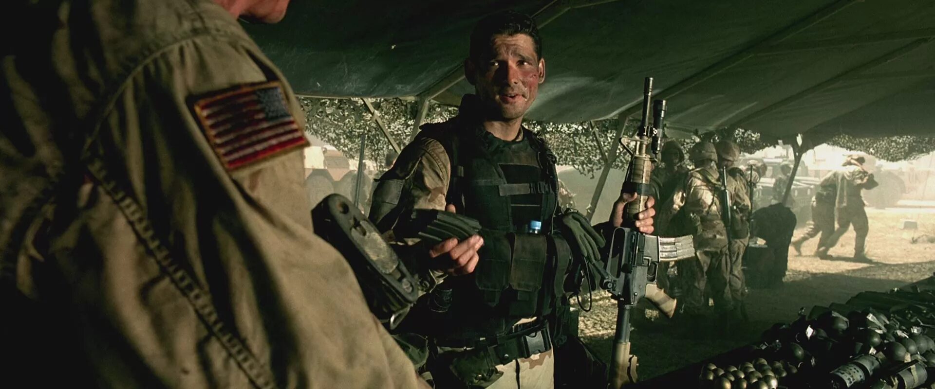 черный ястреб русский. орландо блум падение черного ястреба. черный ястреб русский. чёрный ястреб фильм 2001. черный ястреб фильм 2001 джош хартнетт.